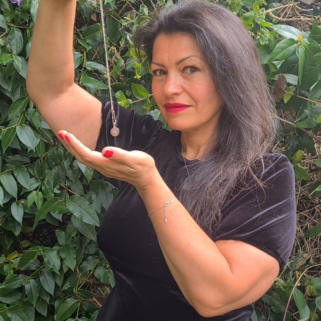 Celebrity psychic Inbaal Honigman predicts 2026 will bring a property market shift favouring first-time buyers with affordable countryside homes while city centres decline.