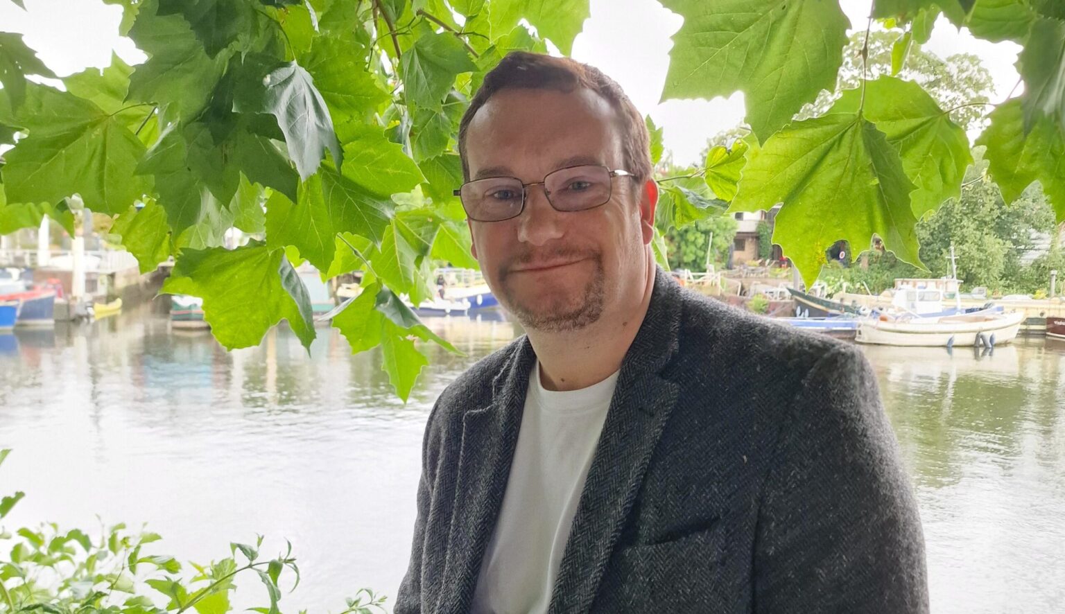 Festive joy can turn fearful for some as a phobia expert reveals Christmas triggers from tinsel and snow to Santa himself and explains why the season sparks anxiety.