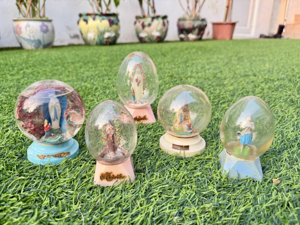 A Guinness record holder is selling her 4500 snow globes worth £130000 as Wendy Suen embraces minimalism hoping a passionate buyer will turn her treasured collection into a public museum.