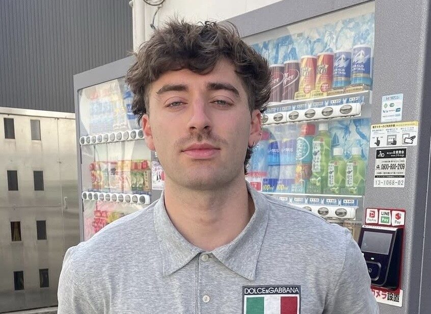 Influencer fumes after spending £585 on Fortnum and Mason luxury Christmas crackers only to find truffles tea and trinkets he says are worth about £45 viral TikTok unboxing online now.