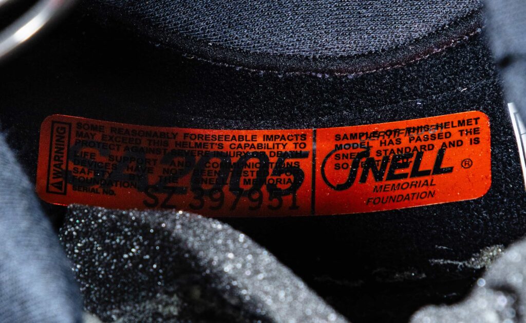 Lewis Hamilton’s rare McLaren Mercedes helmet heads to auction for £105,000, giving fans a unique chance to own iconic F1 history inspired by Ayrton Senna.