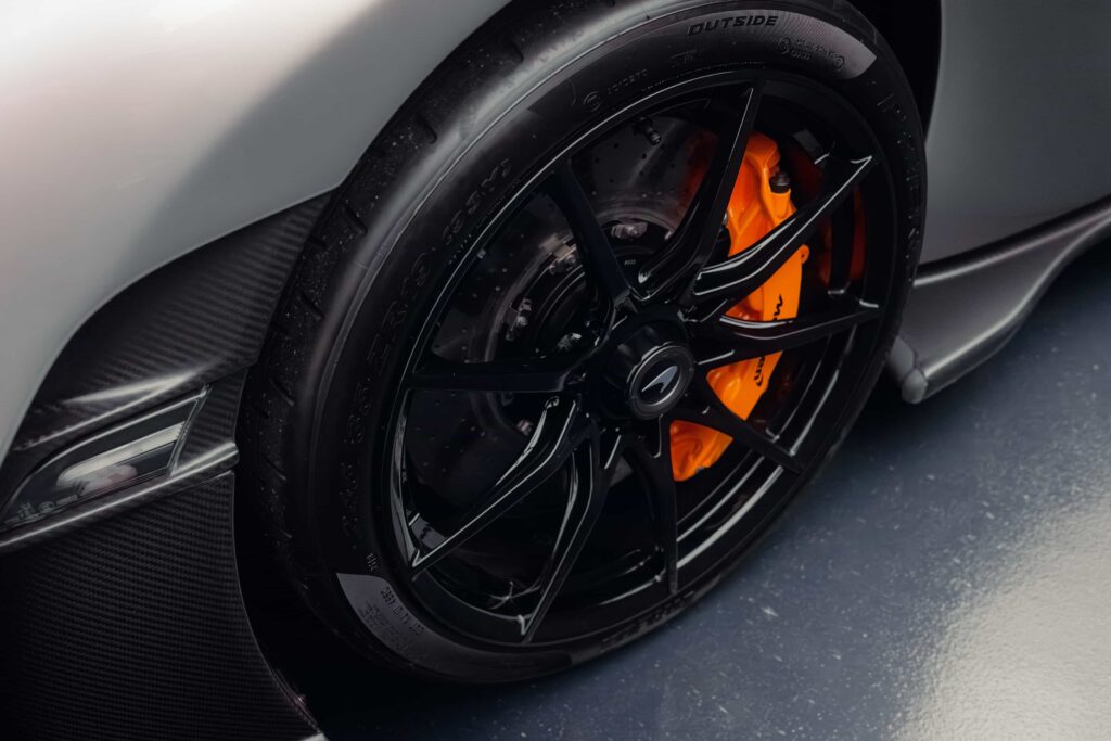 A pristine 2019 McLaren Senna with just 60 miles on the clock is up for £830,000, offering 789 horsepower, 208 mph performance and ultra rare low mileage collector appeal.