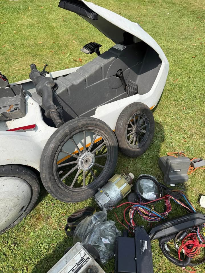 Brit sells iconic 1980s Sinclair C5 electric trike for just £550 on Facebook, a failed eco vehicle that could now be worth thousands to collectors and restorers.