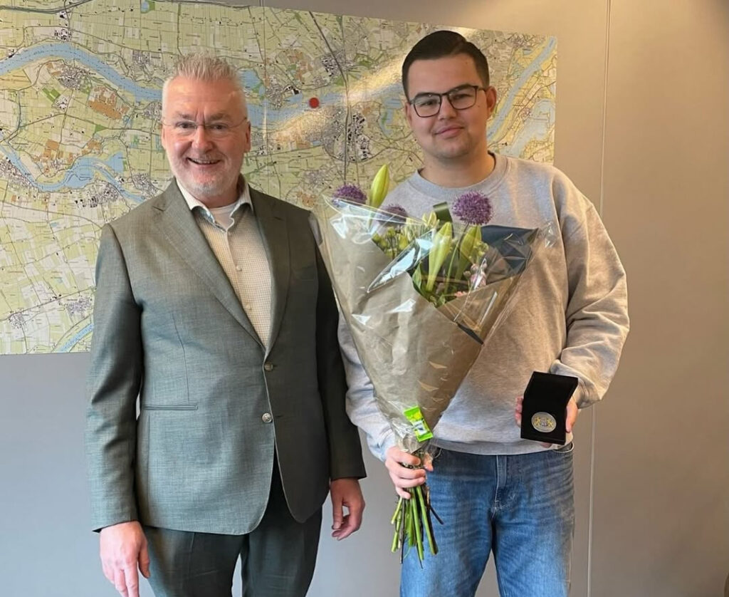 Darts sensation Gian van Veen sends merchandise staff on holiday after shock Worlds run becoming second favourite as fans wait longer for replica gear on.