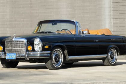 Frank Sinatra’s gift to daughter Tina, a rare 1971 Mercedes-Benz cabriolet with low miles and Hollywood history, is heading to auction with a £260,000 price tag.