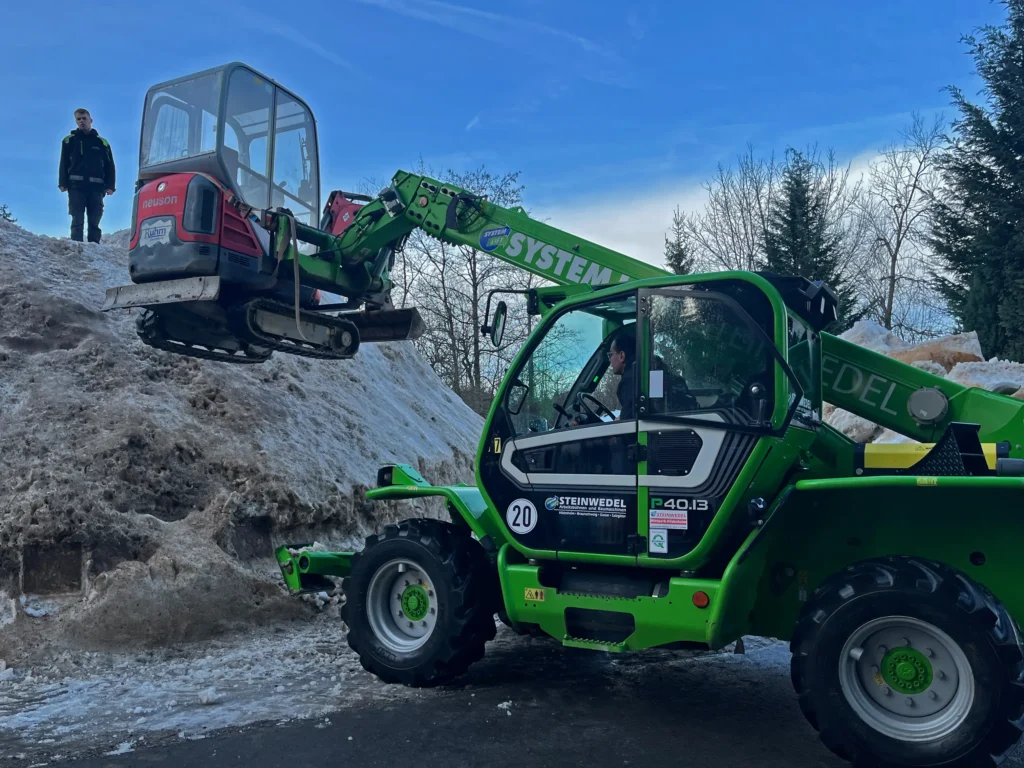 Couple builds Lars the Great, a 100-ton 38ft snowman at German mountain campsite with help from 30 volunteers. The giant features hand-crocheted scarf.