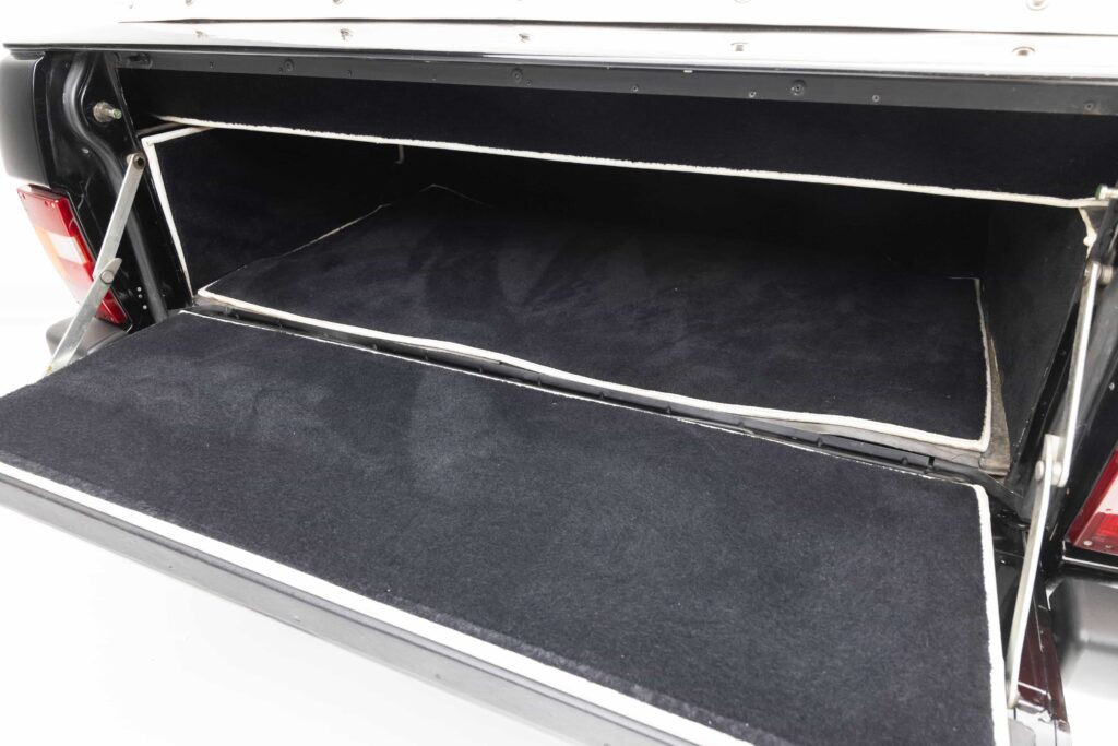 A rare roofless Range Rover built for Brunei’s royal family is heading to auction with a £110,000 guide price, featuring a V8 engine and bespoke convertible design