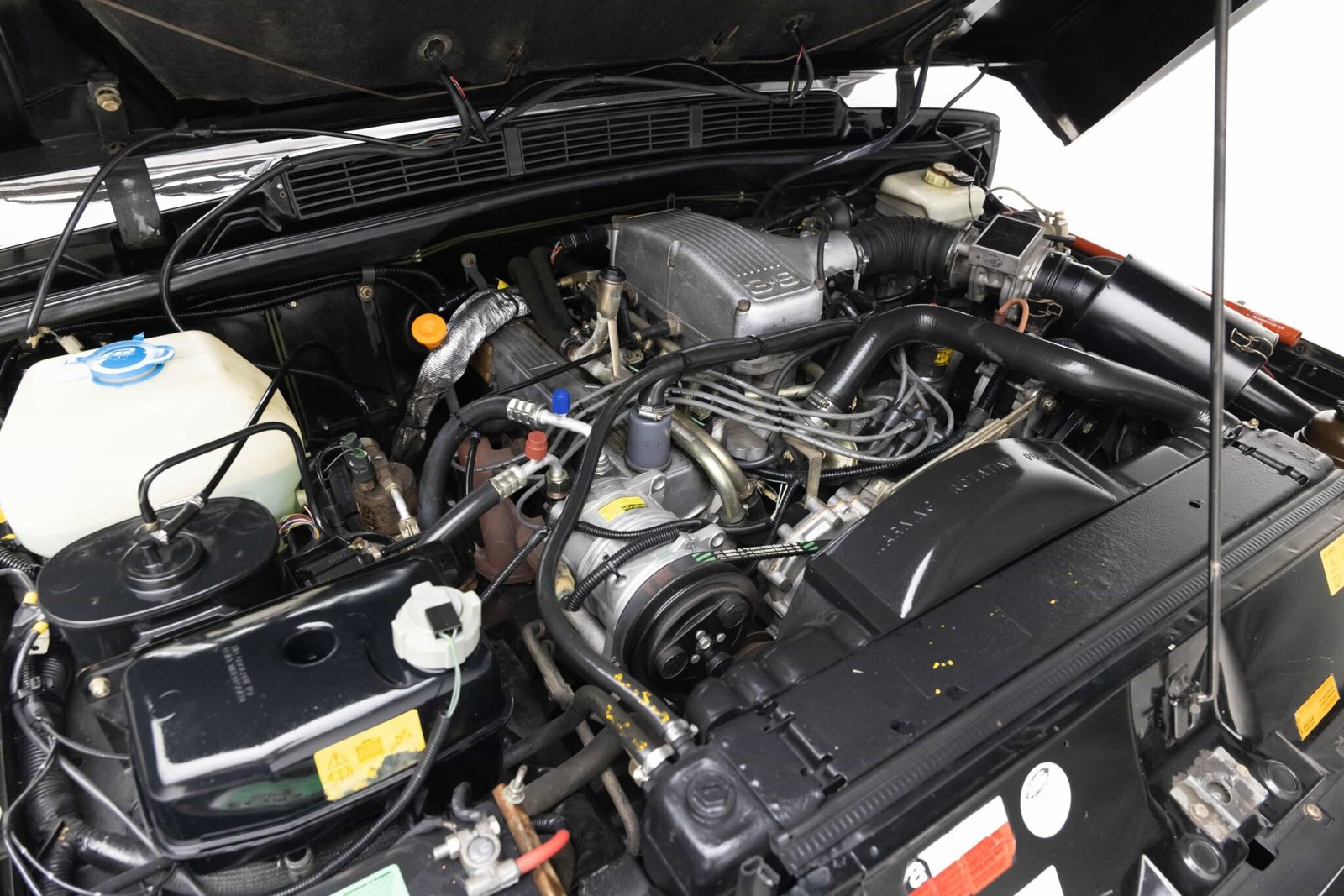 Engine Built Range Rover Custom-built Range Rover without roof made for Brunei Royal Family ...