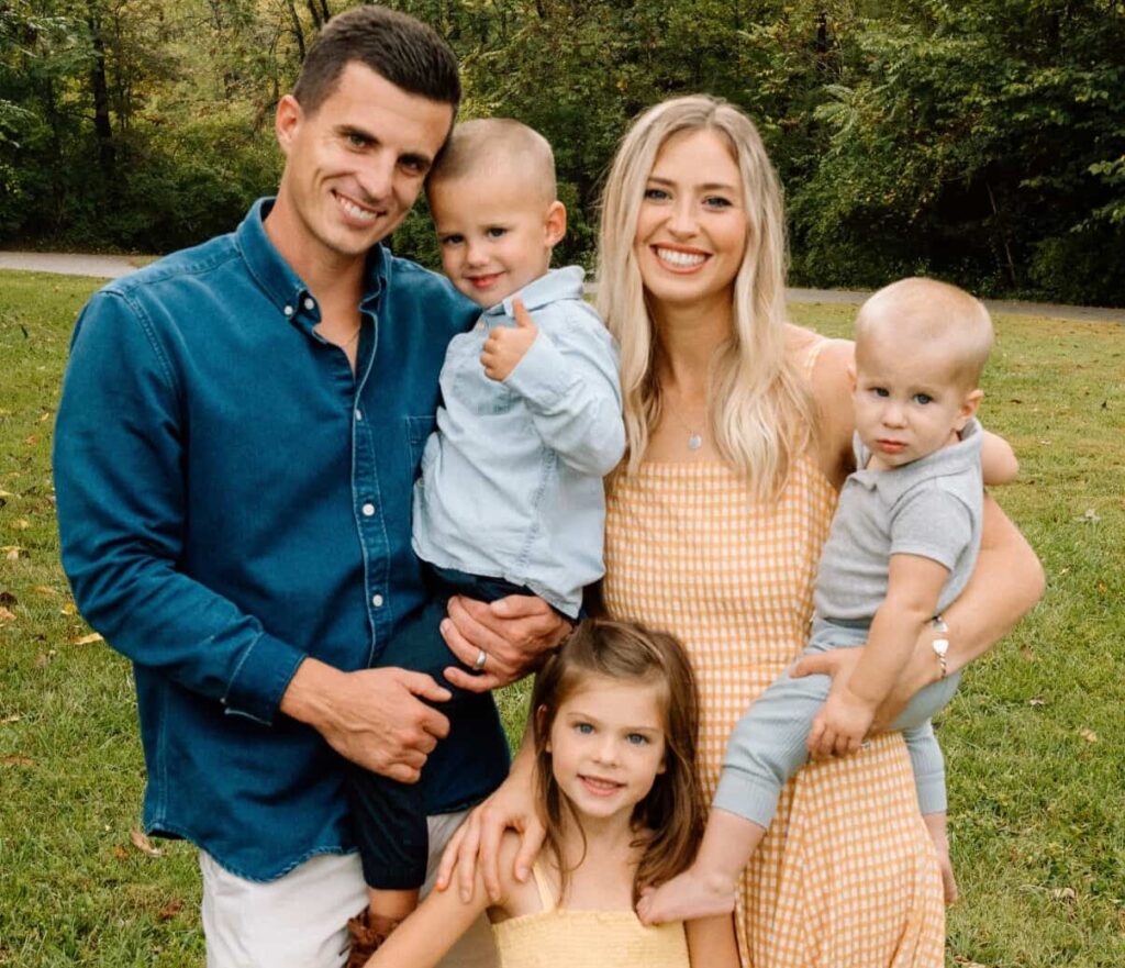 Dad is left horrified after spotting his three year old fast asleep on a table in the back of his moving pickup truck, only noticing just before hitting the highway