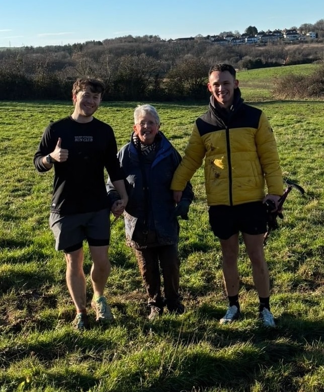 An 81 year old dog walker trapped waist deep in mud was rescued by two runners who rushed from a cafe using bare hands quick thinking and teamwork to save her.An 81 year old dog walker trapped waist deep in mud was rescued by two runners who rushed from a cafe using bare hands quick thinking and teamwork to save her.