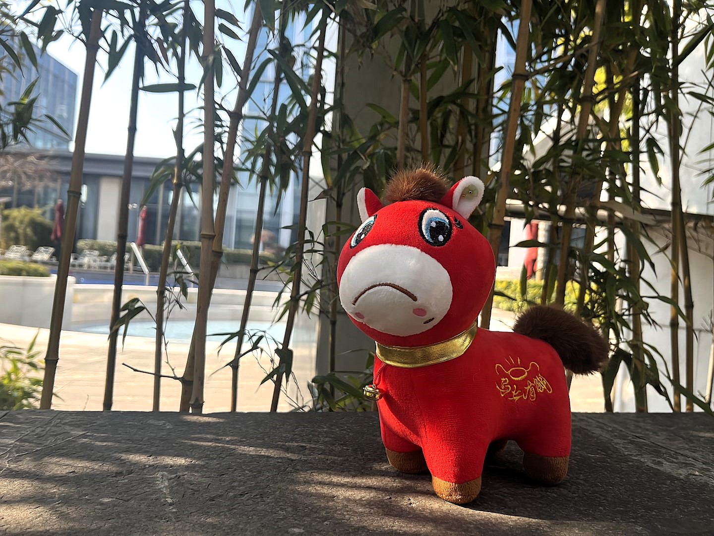 Factory worker's sewing mistake turned smiling toy horse into frowning version - it became instant hit with daily sales jumping from 400 to tens of thousands units.