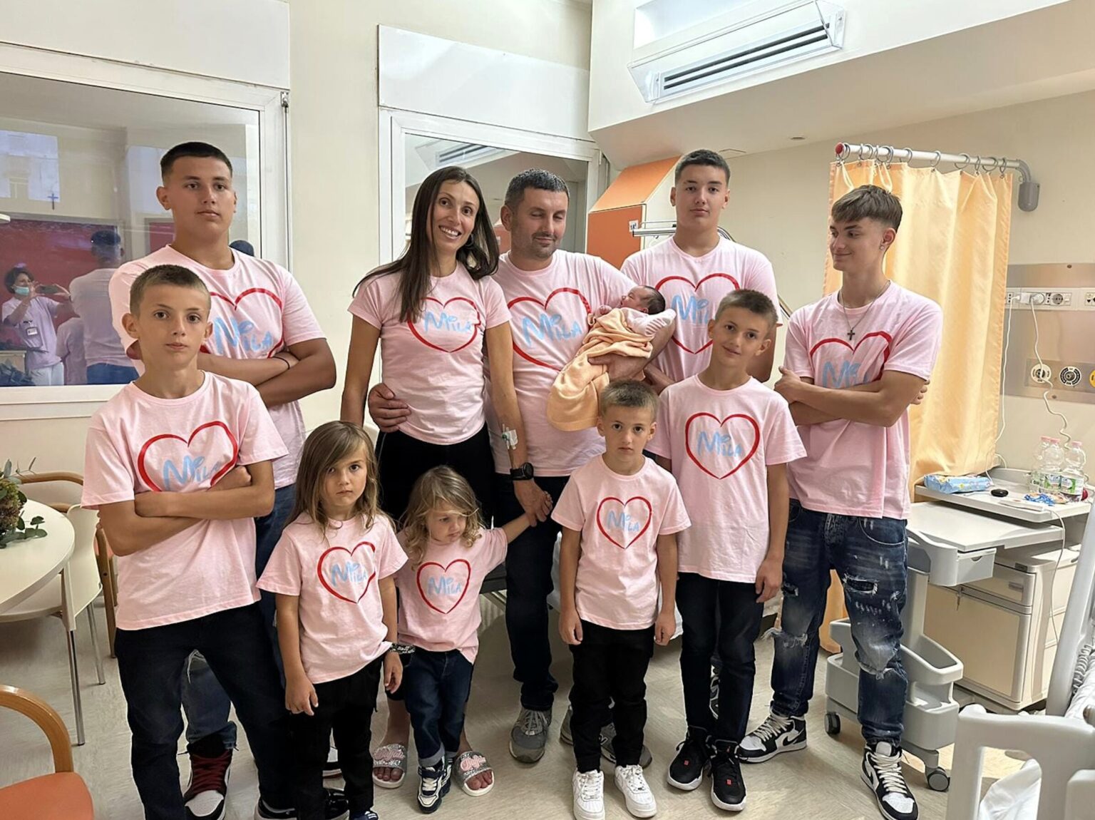 Glam mum of nine spends £90 on food per day but reveals secret to staying trim. Vesna exercises three times weekly, avoids fast food and eats fresh fruit and veg.