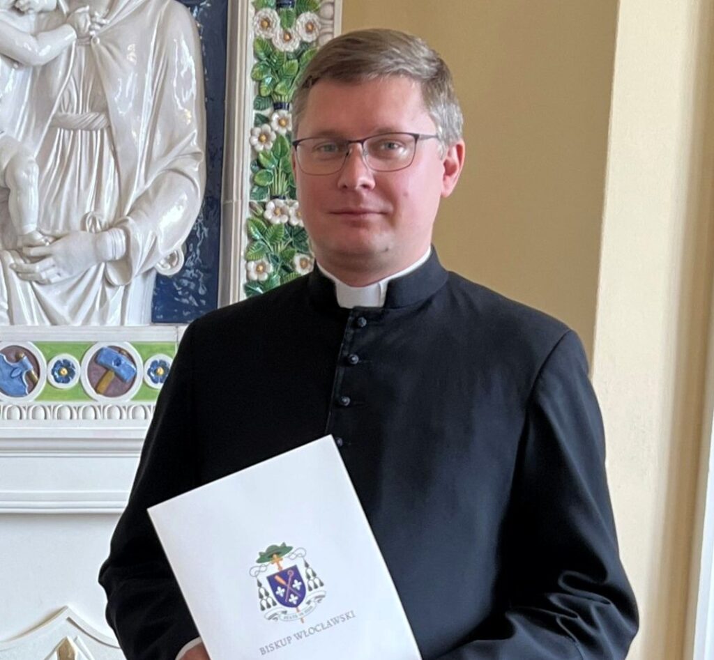 Polish diocese bans Ed Sheeran's Perfect from Catholic church weddings saying it doesn't fit the sanctity of liturgy. Leonard Cohen's Hallelujah and Beatles also banned.