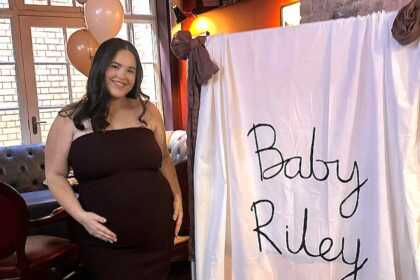 Pregnant mum left in tears after baby shower venue failed to open on the day, despite deposit and confirmations, forcing last minute scramble and guests missing out.