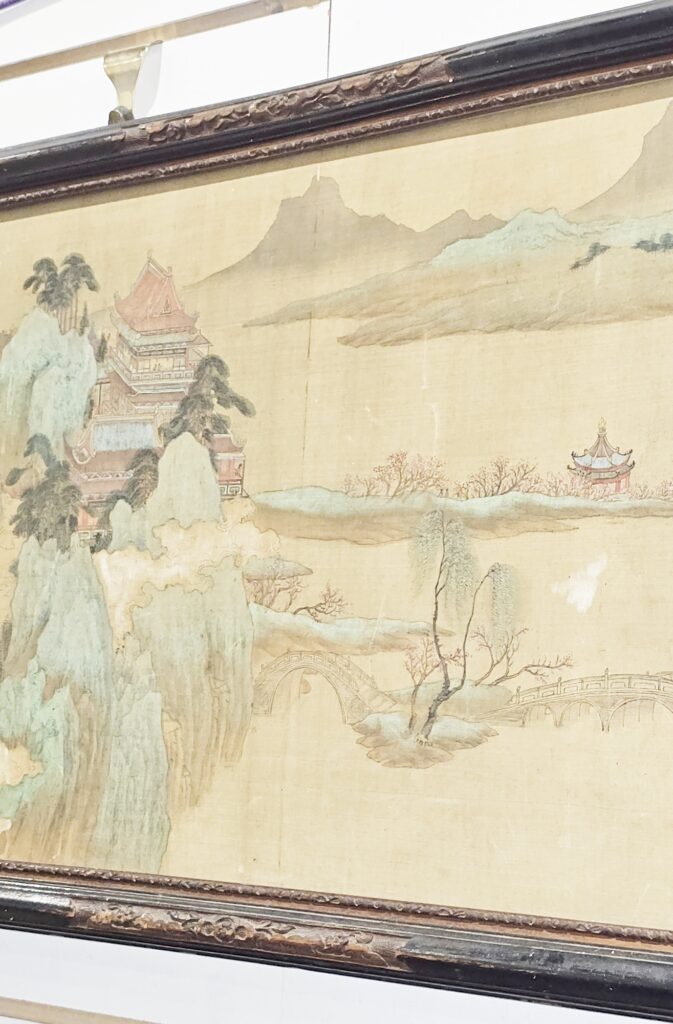 Rare Chinese Qing dynasty painting styled after Ming master Qiu Ying sells for £10,000 at auction - ten times original £1,000 estimate - goes to a UK-based Chinese buyer.