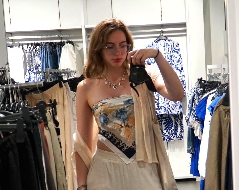 A woman has amazed millions after building a full-size ice rink inside her garage in just an hour, giving her family a way to skate when rinks were shut