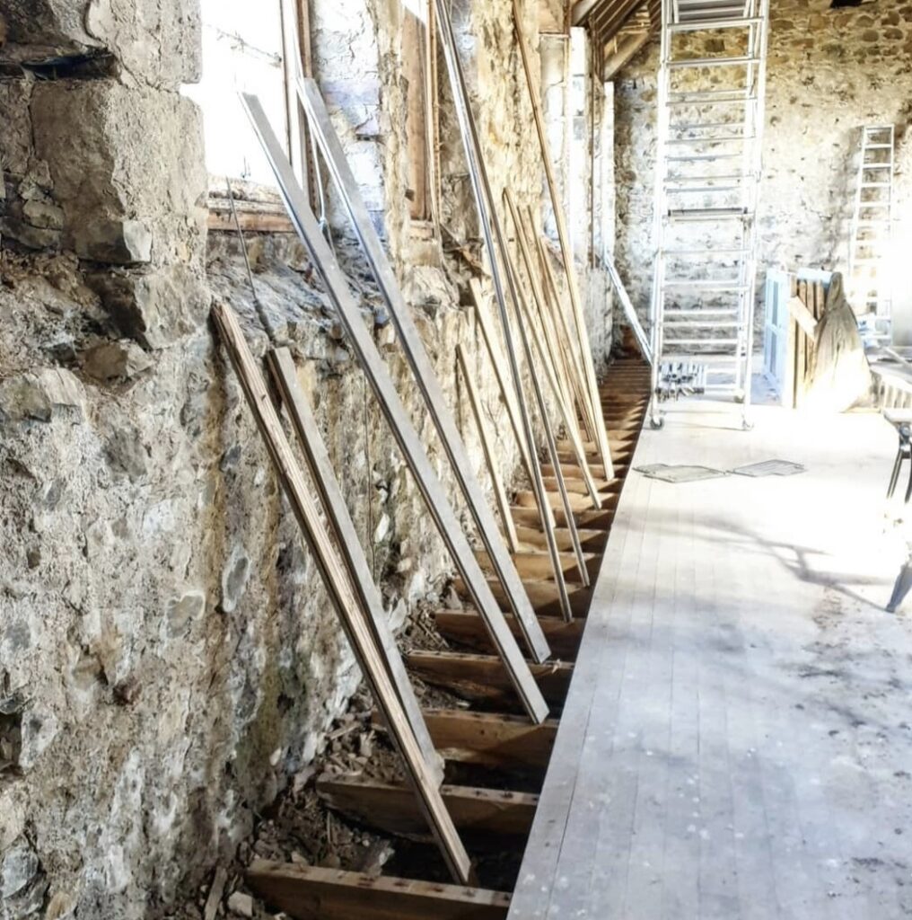 Gemma finds whisky bottle in headteacher's toilet while renovating Aberdeenshire school - scout handbook, army toys and Victorian cabinet among hidden treasures.