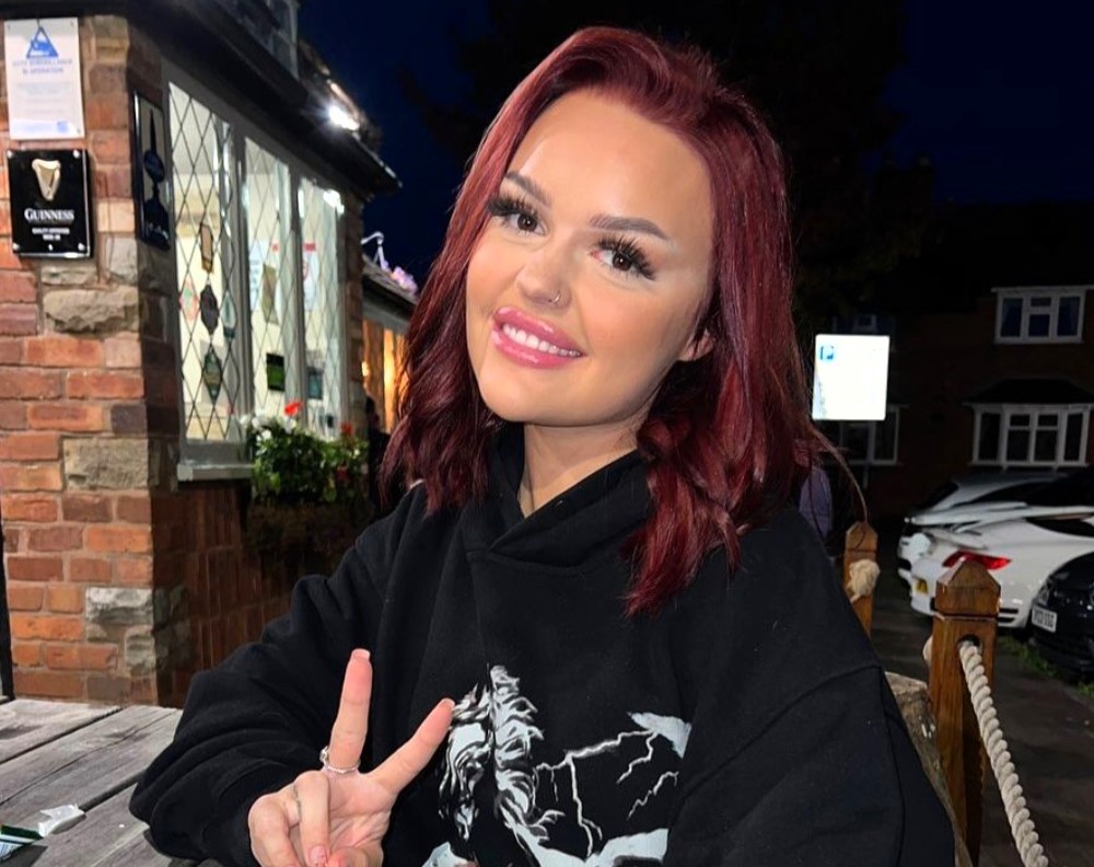 Woman woke from migraine nap with Geordie accent replacing her Staffordshire voice due to rare foreign accent syndrome and now says it feels like the real her.