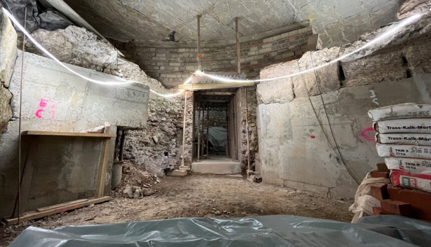Archaeologists uncovered a Roman staircase, rare household altar and vast fourth century basilica foundations during construction of Cologne’s LVR Jewish Museum