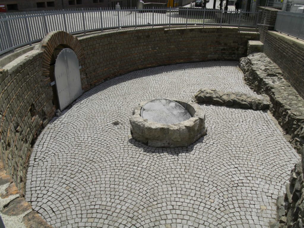 Archaeologists uncovered a Roman staircase, rare household altar and vast fourth century basilica foundations during construction of Cologne’s LVR Jewish Museum