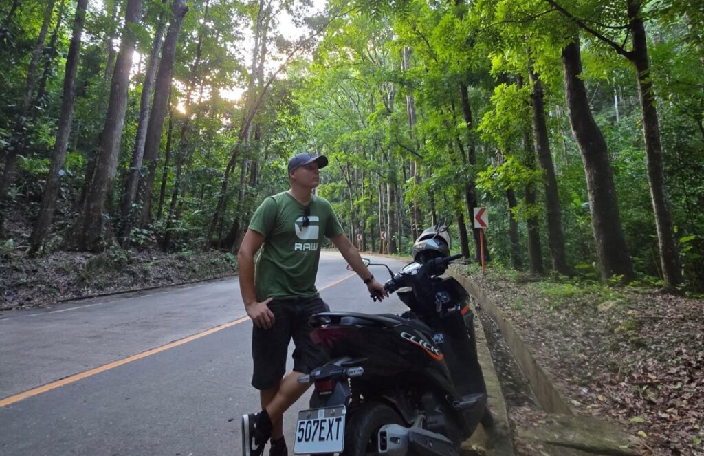 Former doorman Henry Nenonen has visited 65 countries after quitting his job to travel full time, revealing his top airport lounges and dream to become Finland’s leading travel YouTuber