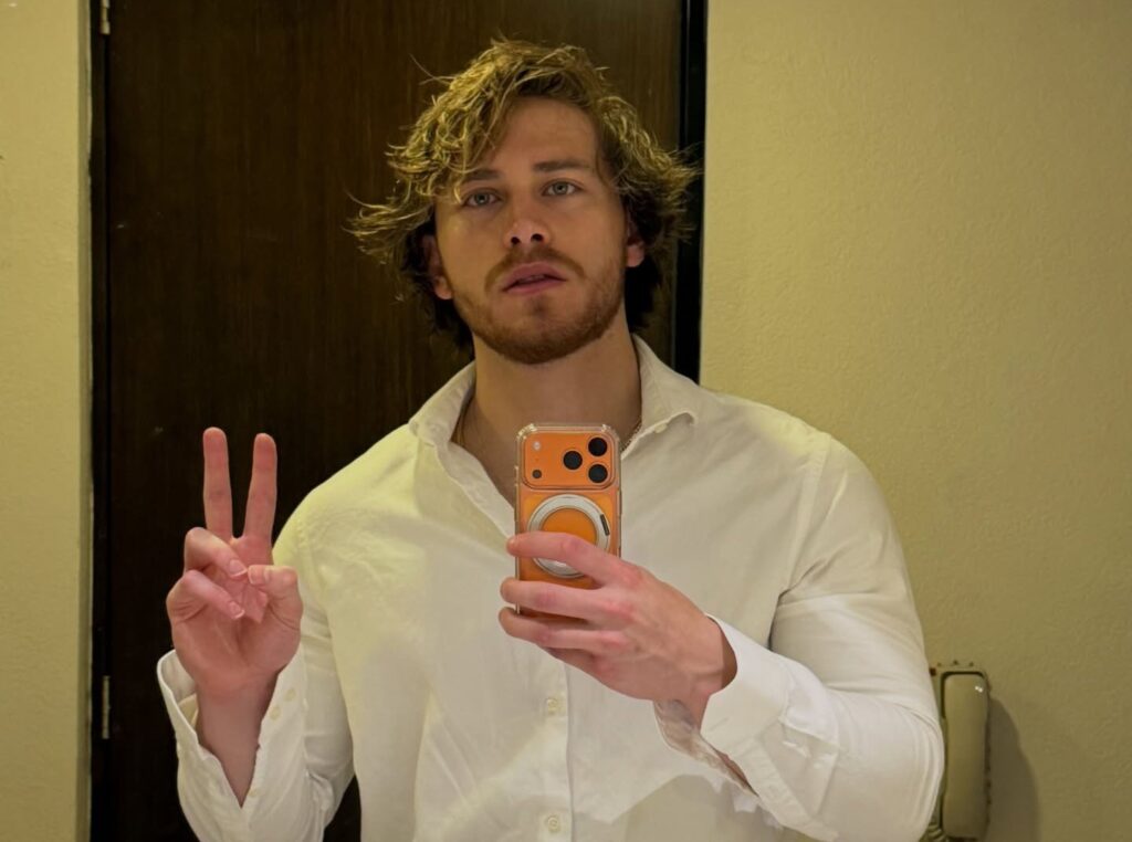 Reality star Aldo de Nigris took a tumble from a carnival float in Mazatlán before bouncing back to dance, as Miss Universe 2025 Fatima Bosch also collapsed at a parade in Ecuador