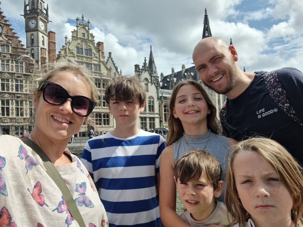 Mum Laura Niblett's sheep Mirabelle ate internet cable stopping kids doing homework. Mobile farm animals cause constant chaos in Gloucestershire. 72,000 views.