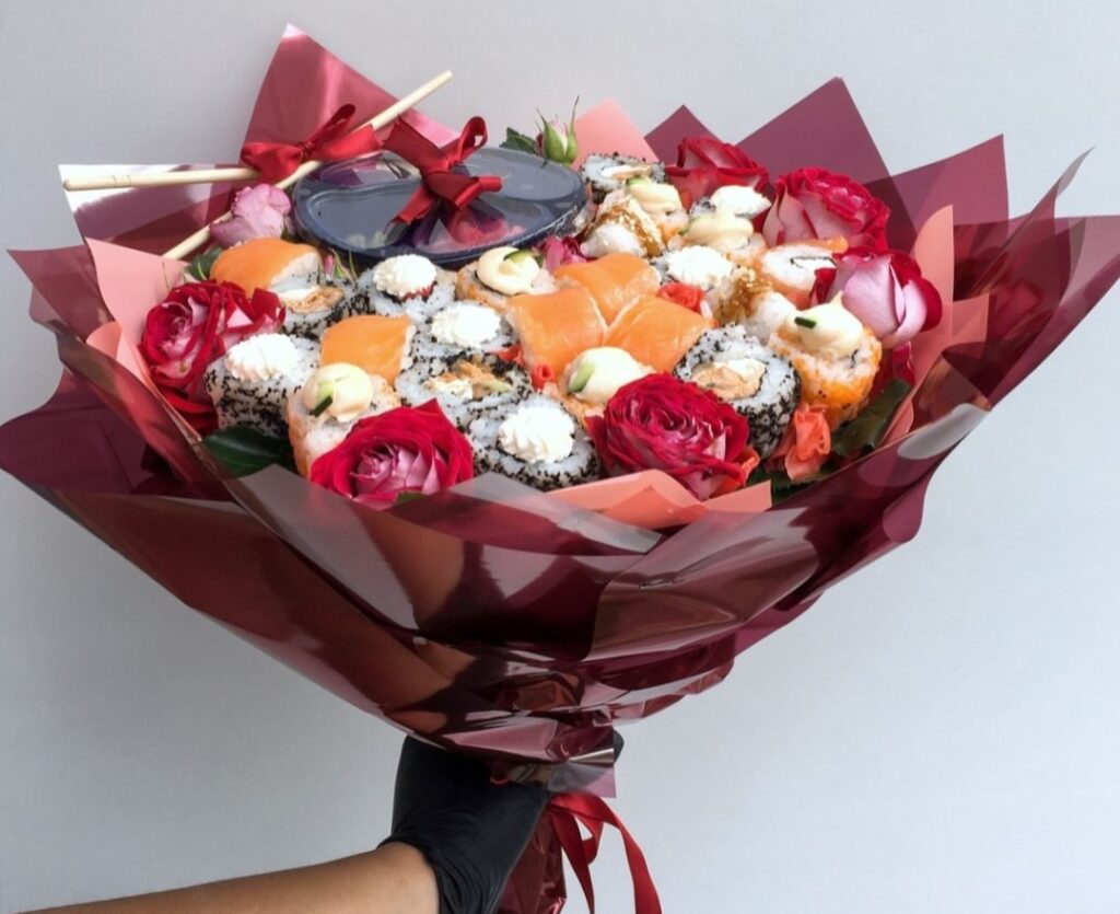 Woman makes bizarre edible bouquets from chicken feet, sushi and crisps. Katya from Georgia's viral creations rack up 460,000 likes. Perfect for Valentine's Day gifts.