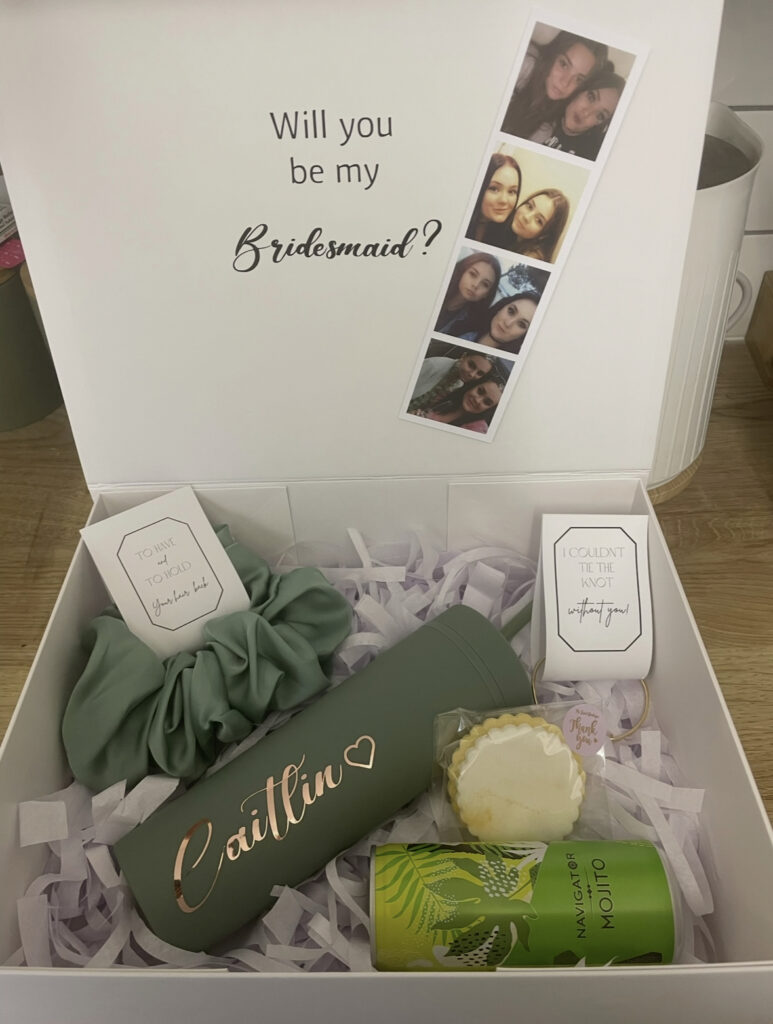 A savvy bride saved £6,000 on her dream black-and-white wedding by ditching pricey suppliers and turning to Temu - even DIYing her own flower arch for £300 instead of paying £800.