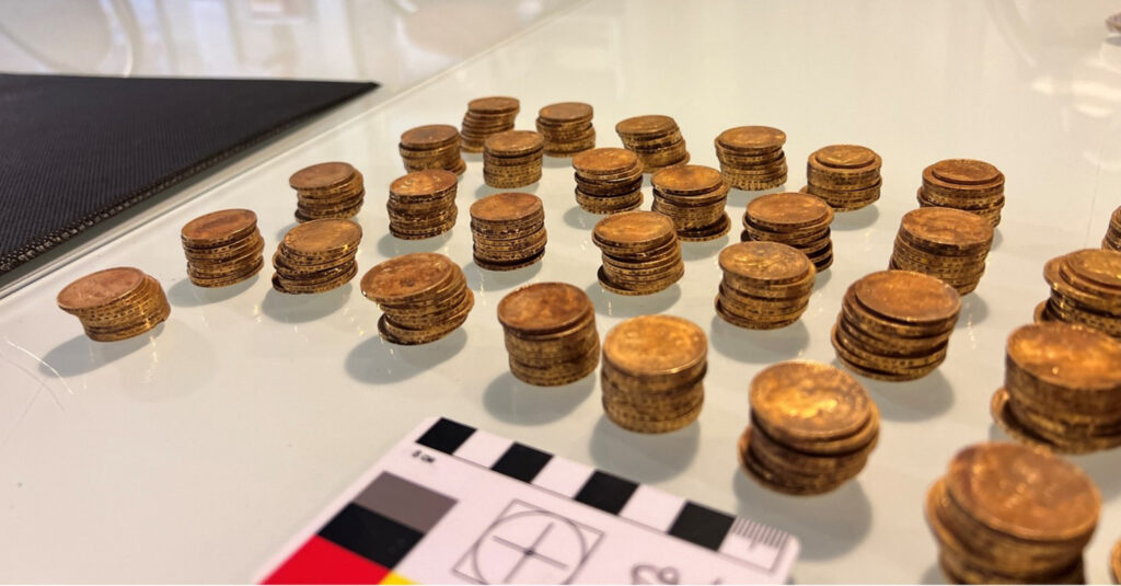 Archaeologists uncovered a hidden hoard of 409 gold coins from the final days of the Russian Empire, a discovery now valued at more than £373,000.