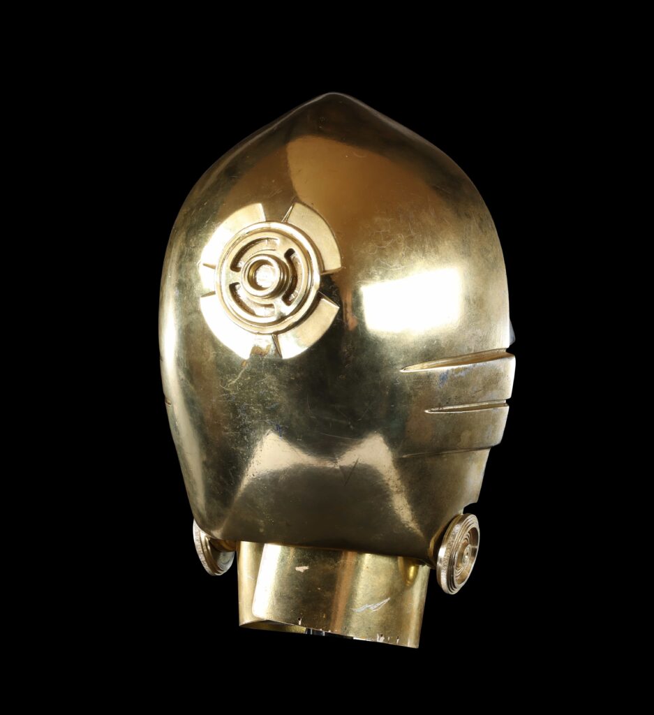 The harpoon gun used by Quint in the 1975 blockbuster Jaws is heading to auction for £370,000, alongside rare props from Star Wars and Gladiator.