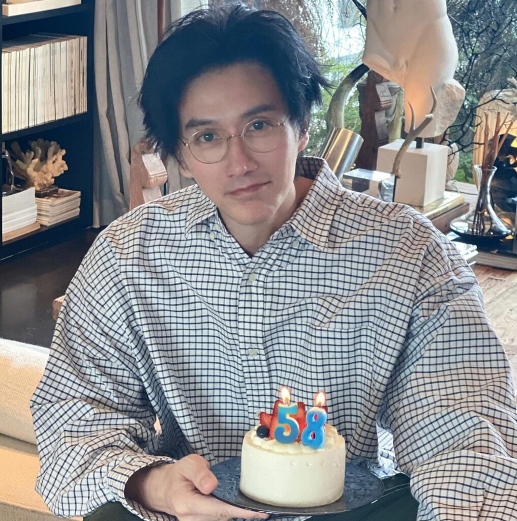 A model often mistaken for a man in his 30s has celebrated his 60th birthday, stunning fans with his youthful looks, strict workout routine and healthy lifestyle.