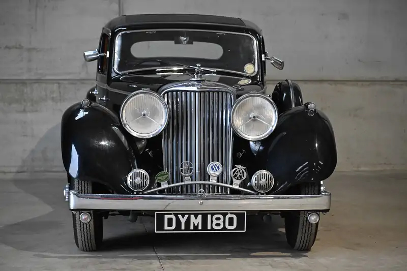 A 1937 SS Jaguar 2.5 Litre Sports Saloon with just 15,237 miles and one 48 year owner is heading to auction for £25,000 at the NEC Birmingham.