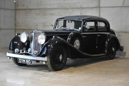 A 1937 SS Jaguar 2.5 Litre Sports Saloon with just 15,237 miles and one 48 year owner is heading to auction for £25,000 at the NEC Birmingham.