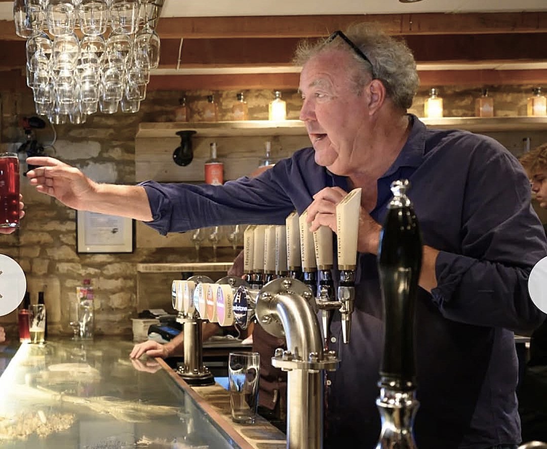 Jeremy Clarkson's pub slammed with scathing reviews as diners ridicule robotic servers, cold food and a production line setup - comparing the experience to eating at McDonalds.