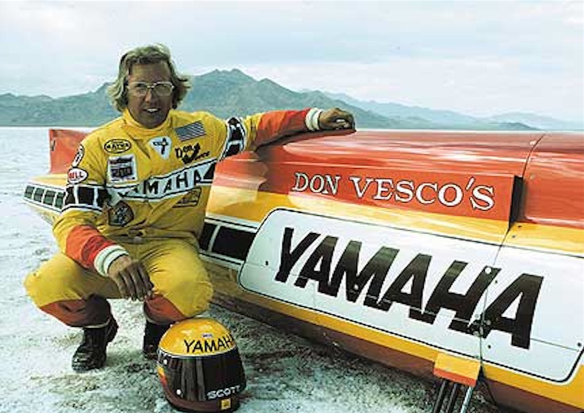 The legendary 1975 Silver Bird Lightning Bolt, the first motorcycle to break the 300mph barrier, is heading to auction after setting historic land speed records.