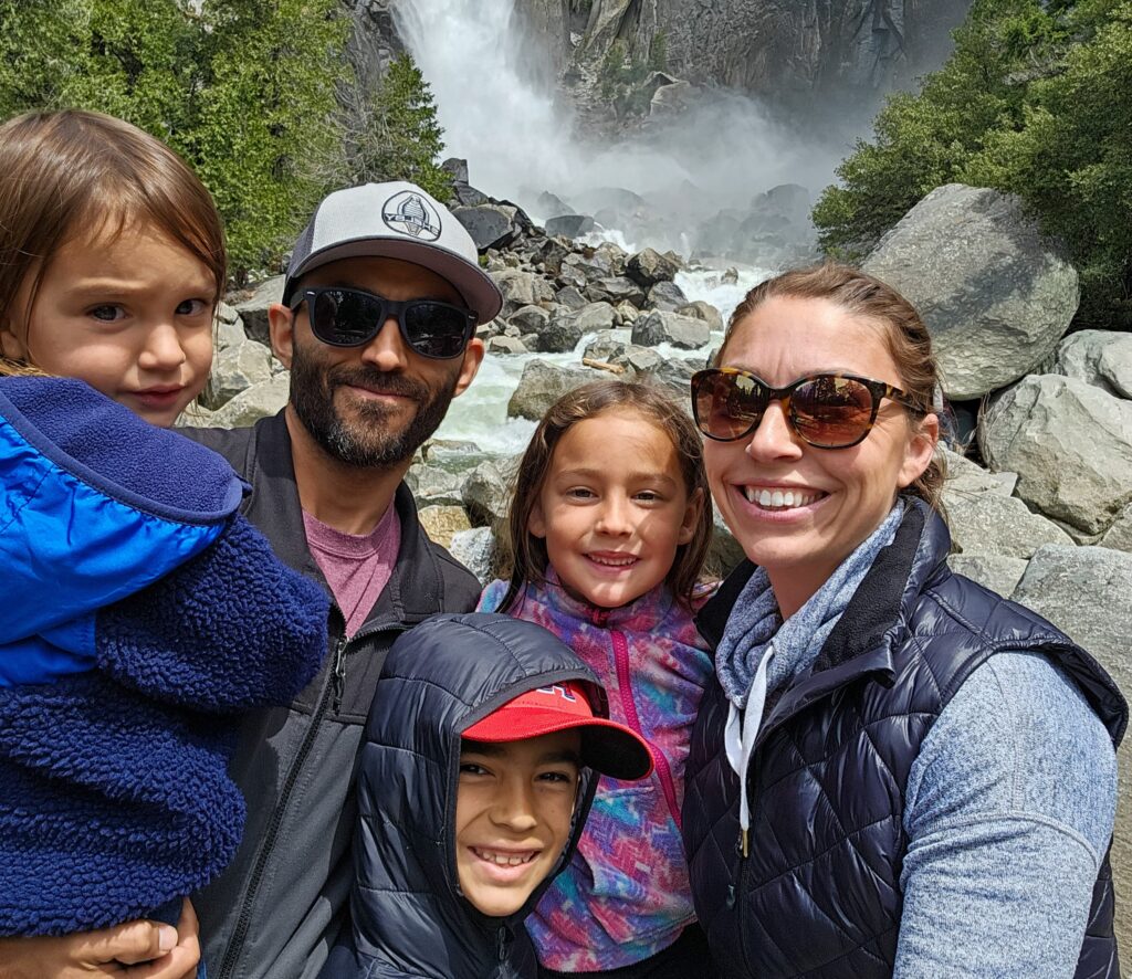 Family of five quit their jobs to live in an RV chasing the sun across America - spending under $1,000 a month on housing while their kids grow up exploring the country.