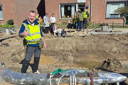 Possible 1300-year-old ship fragment discovered during sewer work in the Netherlands - with experts now analysing tree rings to determine if it dates to the Viking age.