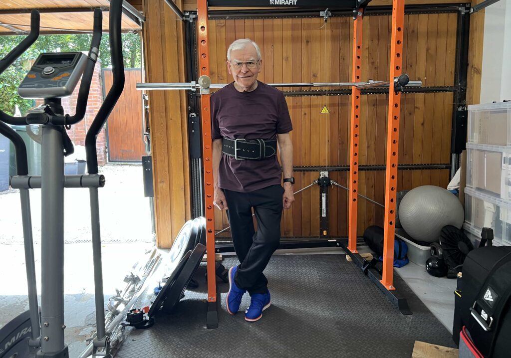 Woman shares how weight training twice a week transformed her parents in their 80s, boosting strength and mobility so dramatically that millions online think the results are AI.