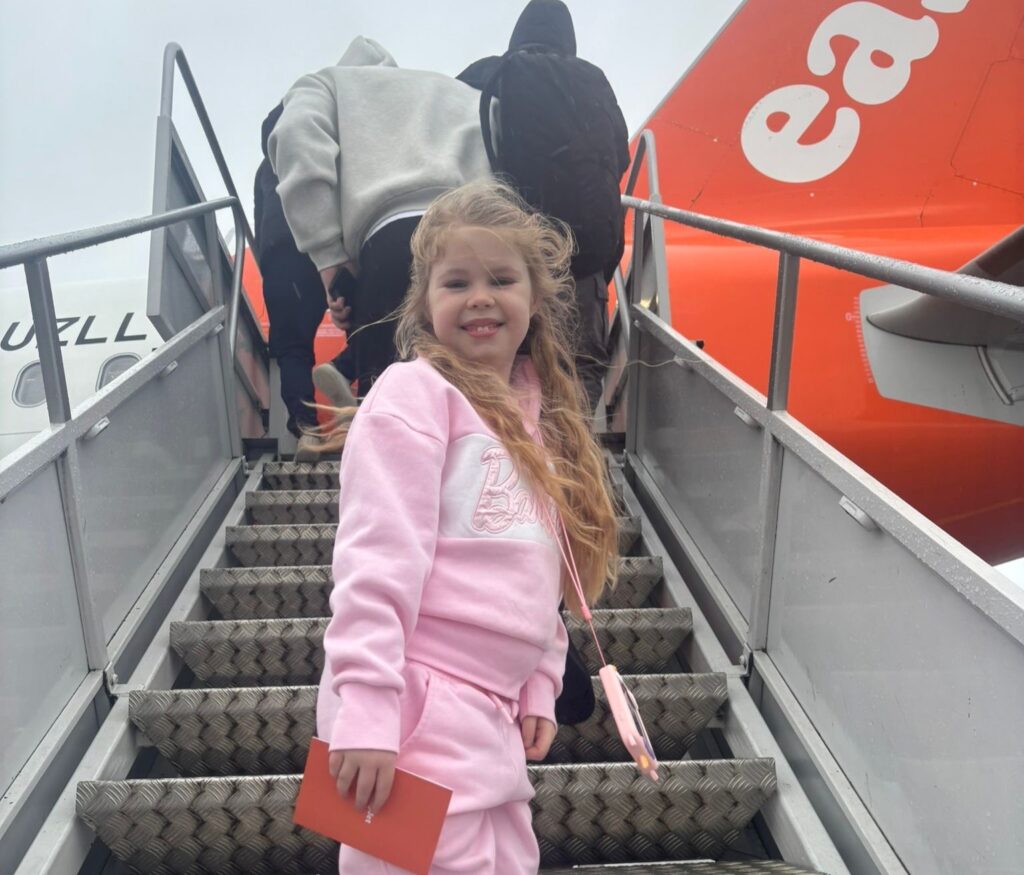 A mum ditched birthday presents and flew her daughter to Amsterdam and back in one day for a Barbie experience - and the whole extreme day trip cost just £150 per person.