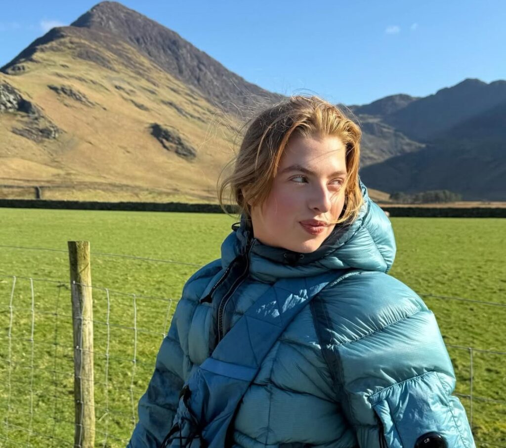 Anais Gallagher sparked concern after sharing a hospital snap in a medical gown - but the model has now revealed the real reason behind her MRI scan.