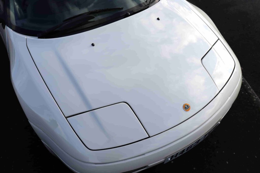 A 1991 Lotus Elan Turbo SE once owned by F1 star Johnny Herbert is heading to auction with a £14,000 estimate after a full restoration, including a £6,000 respray.