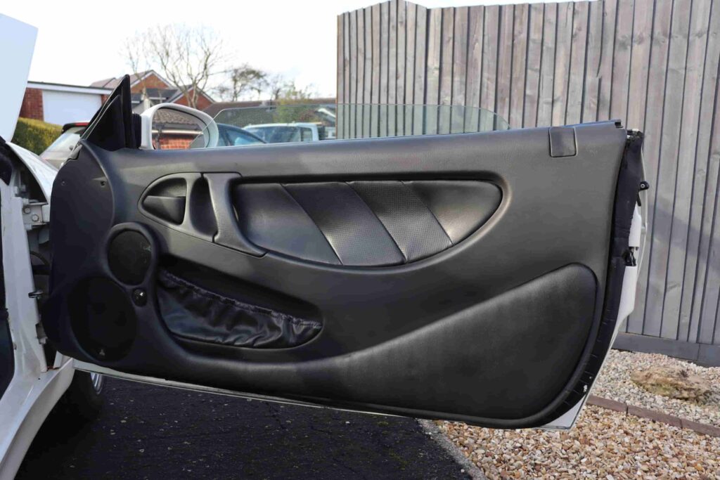 A 1991 Lotus Elan Turbo SE once owned by F1 star Johnny Herbert is heading to auction with a £14,000 estimate after a full restoration, including a £6,000 respray.