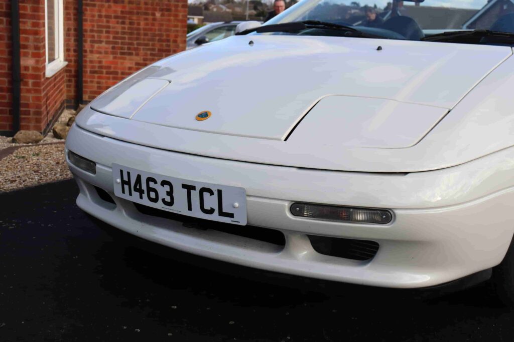 A 1991 Lotus Elan Turbo SE once owned by F1 star Johnny Herbert is heading to auction with a £14,000 estimate after a full restoration, including a £6,000 respray.