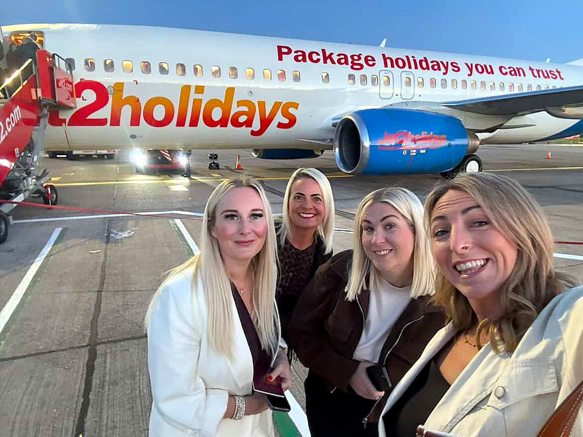 A group of friends flew to Palma, Spain and back in just 13 hours - squeezing in tapas, cocktails and sightseeing for around £150 each.