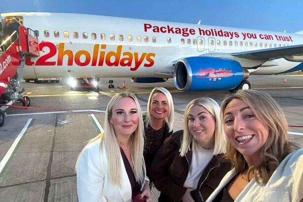 A group of friends flew to Palma, Spain and back in just 13 hours - squeezing in tapas, cocktails and sightseeing for around £150 each.