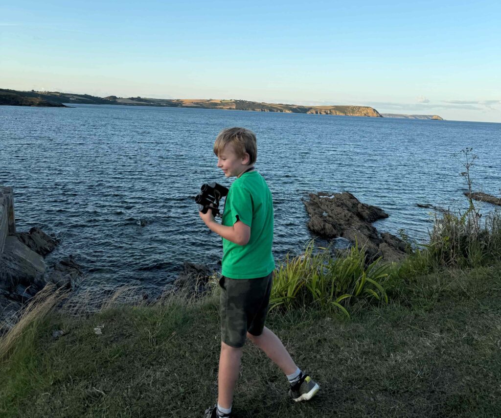 Two mums clash over kids’ screentime as new guidance suggests limits, with one enforcing strict rules and the other allowing hours daily, sparking debate on parenting styles.