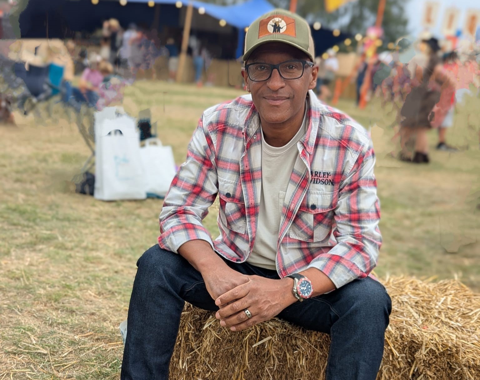 A near-unique 1868 poster of Australia's pioneering Aboriginal cricket team, one of only two known to exist, has been found in a Midlands house clearance ahead of a Lichfield auction.