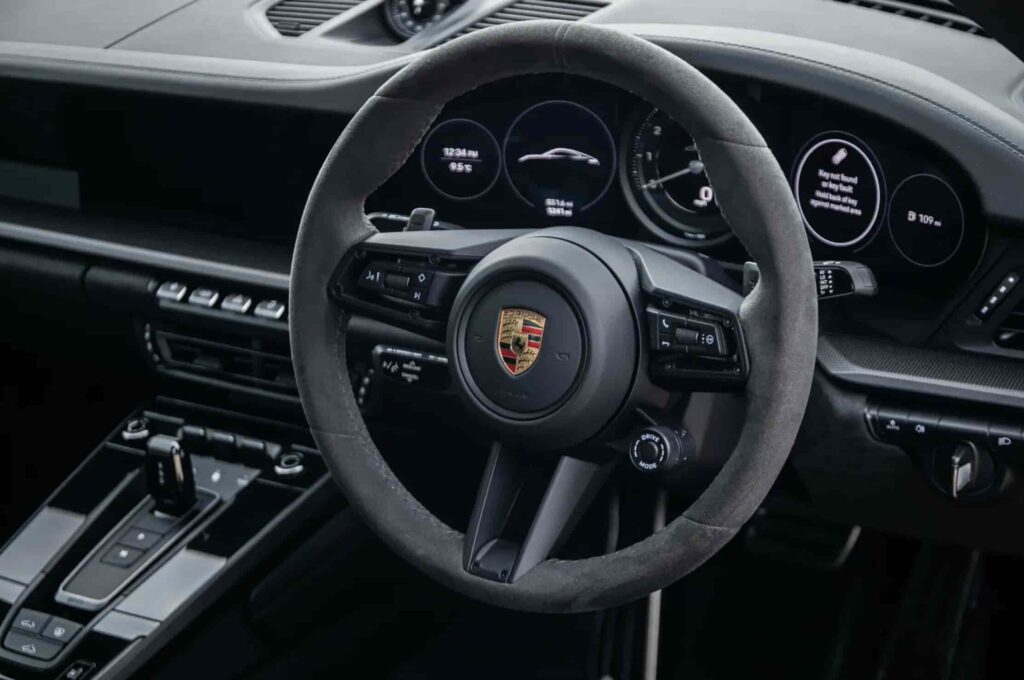 Two cars from late singer Chris Rea’s collection, a low-mileage Porsche 911 and a classic electric Fiat 500, are set to fetch over £100,000 at auction.