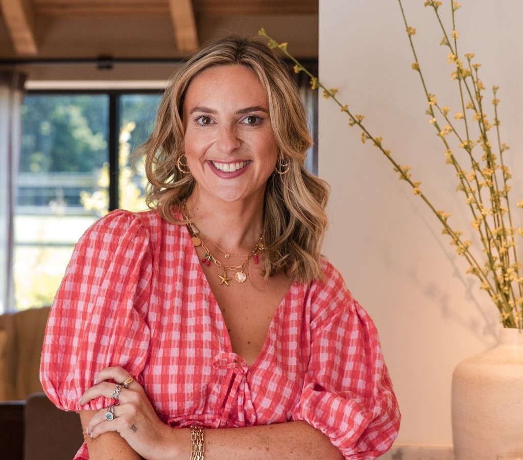 A savvy bargain-hunter couldn't believe her luck after spotting a Ted Baker dress worth over £300 hanging on a charity shop rail - and walking away with it for just £9.